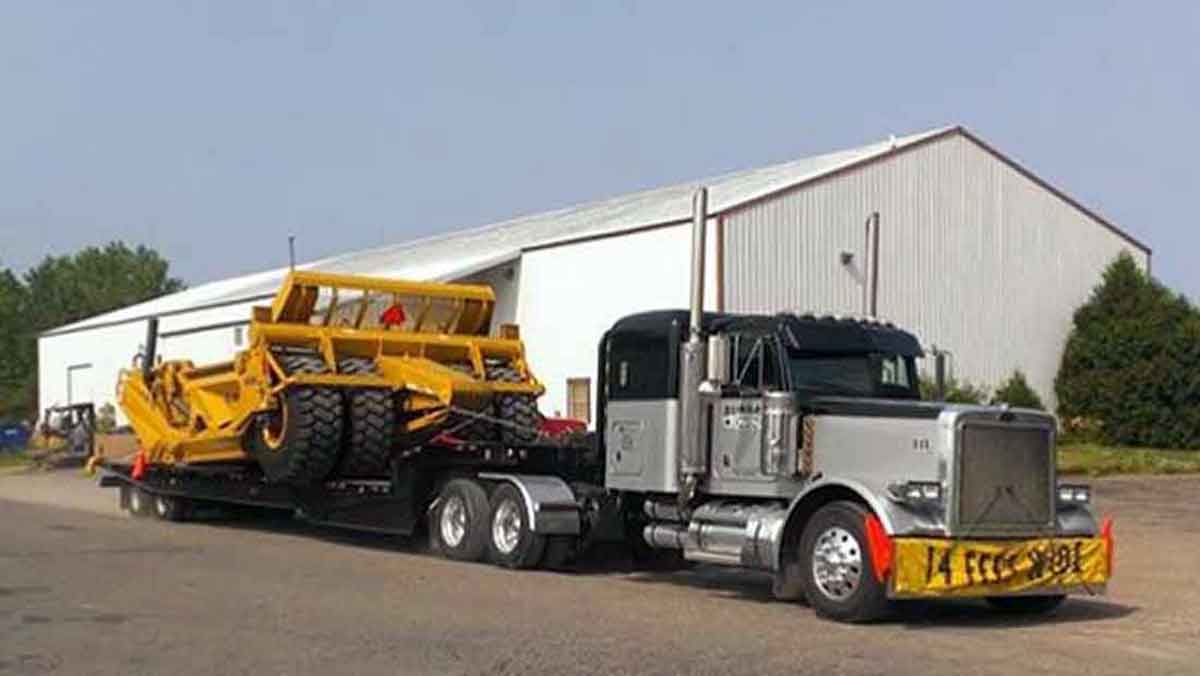 heavy equipment hauling rogers